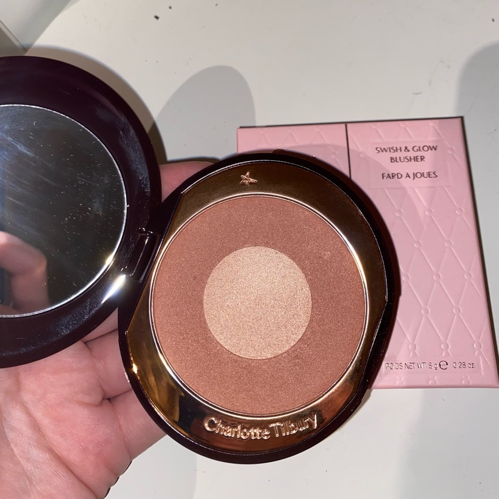 Charlotte Tilbury Blush in shade Pillow Talk - Picture 1 of 3
